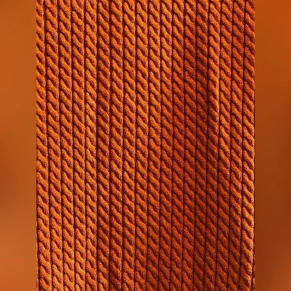 Iike new! Elie. By Elie Tahari Rust Orange Woven Sweater - Picture 2 of 7